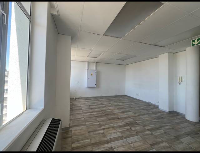 35M² OFFICE TO LET IN ILLOVO